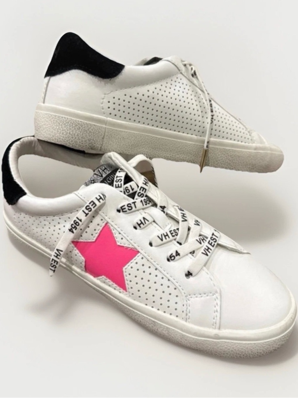 Vintage Havana White Sneakers with Hot Pink Star and Black Heel